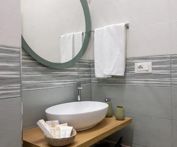 Bed & Breakfast Sunbay Luxury